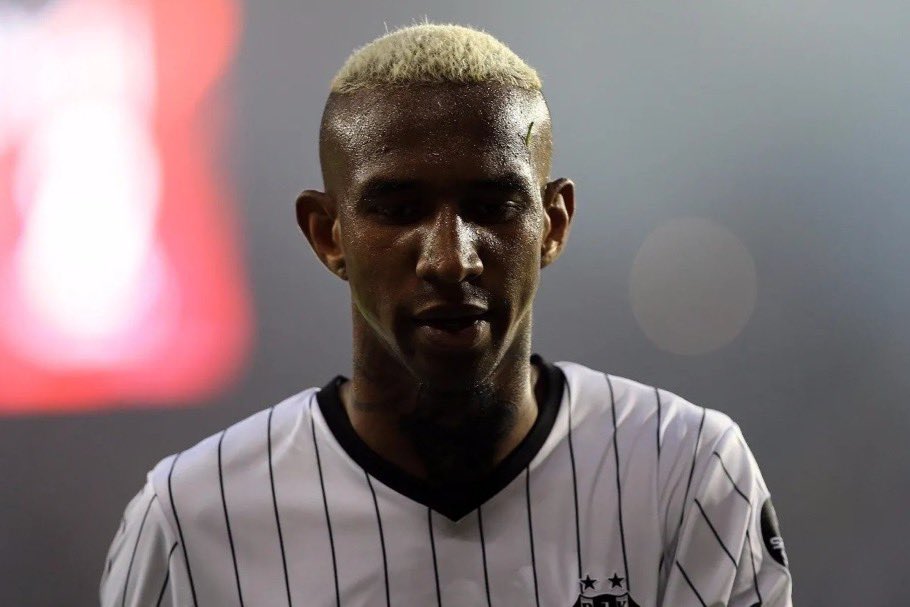 Bir transfer hakkınız olsa hangisini alırsınız?

▪️Sörloth
▪️Talisca