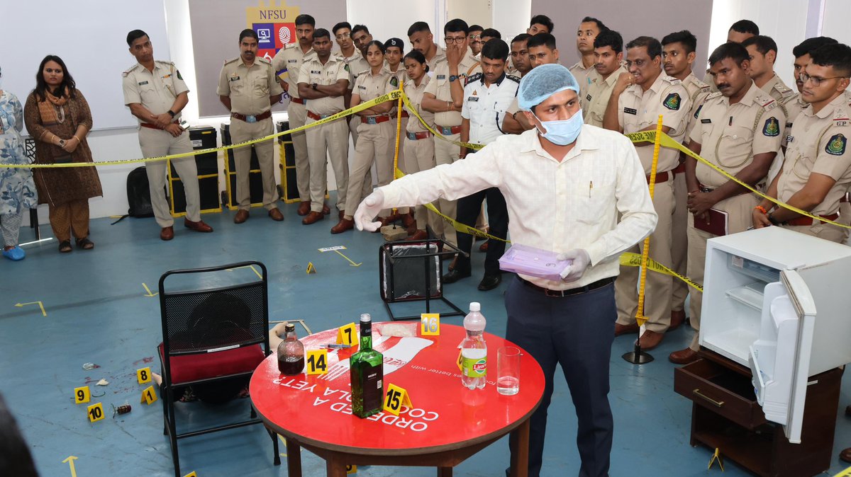 NvinChaudhary's tweet photo. Event covered important aspects of forensics &amp; tech incorporated in new criminal laws.Enjoyed interacting with trainees during session on Law &amp; Tech.This exposure will equip Police officers to manage investigations more efficiently &amp; professionally
@NFSU_Official 
@PIBHomeAffairs https://t.co/iD22RoKlUk