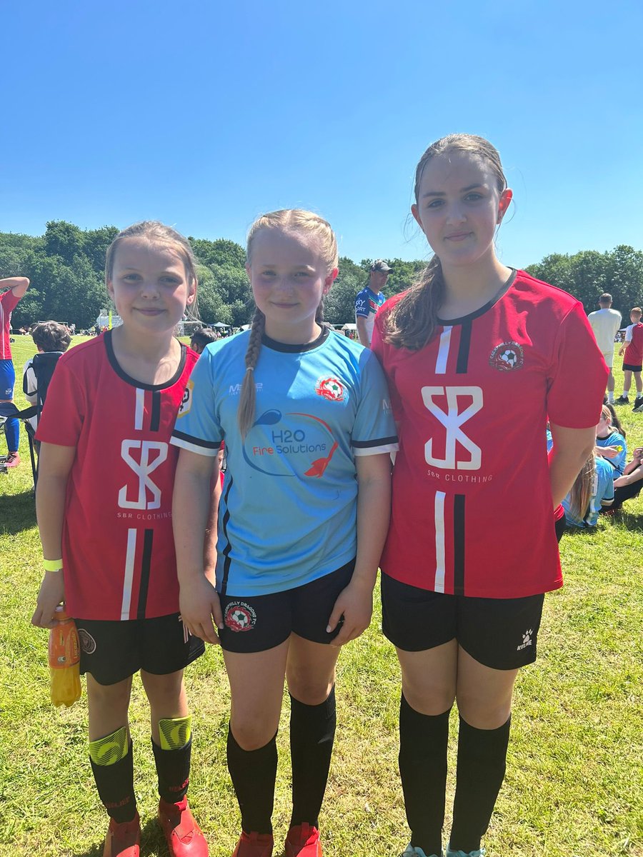 Joe Sage (@rslcathayshwb) on Twitter photo Caerphilly Dragons went undefeated in the North Cardiff Cosmos football festival today. Well done to these three <a href="/Ysgol_y_Castell/">Ysgol y Castell</a> year 6 girls who played their hearts out💪 Caerphilly Dragons went undefeated in the North Cardiff Cosmos football festival today. Well done to these three <a href="/Ysgol_y_Castell/">Ysgol y Castell</a> year 6 girls who played their hearts out💪