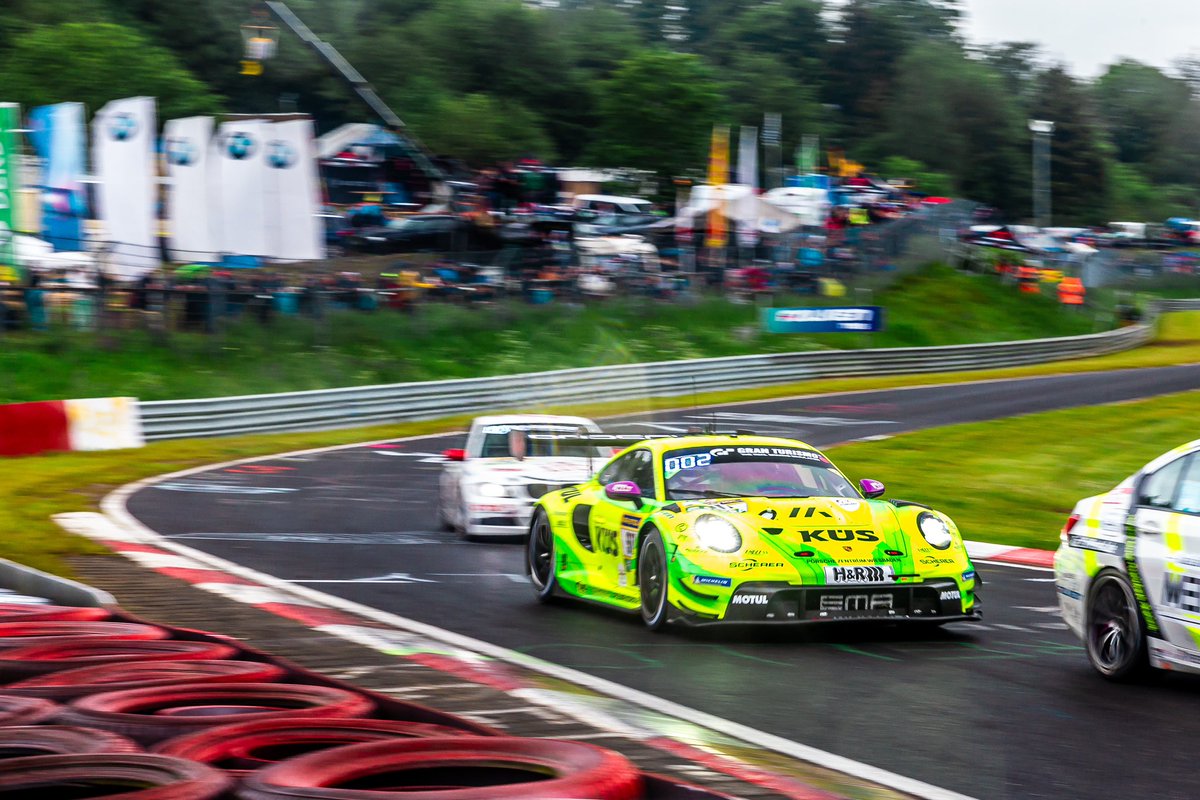 GTendurance_'s tweet photo. The shortest #24hNBr ever is 🏁
🥇1️⃣6️⃣ @MiesChris @Rf99Feller #DennisMarschall #FrankStippler
🥈9️⃣1️⃣1️⃣ @VanthoorLaurens @AyhancanGuven @kevinestre @ThomasPreining1
🥉7️⃣2️⃣ @DanHarperRacing @WeertsCharles #MaxHesse
📸 @chrisfrays
@SchererSportPHX @manthey_racing @24hNBR https://t.co/QEtHuSiHWk