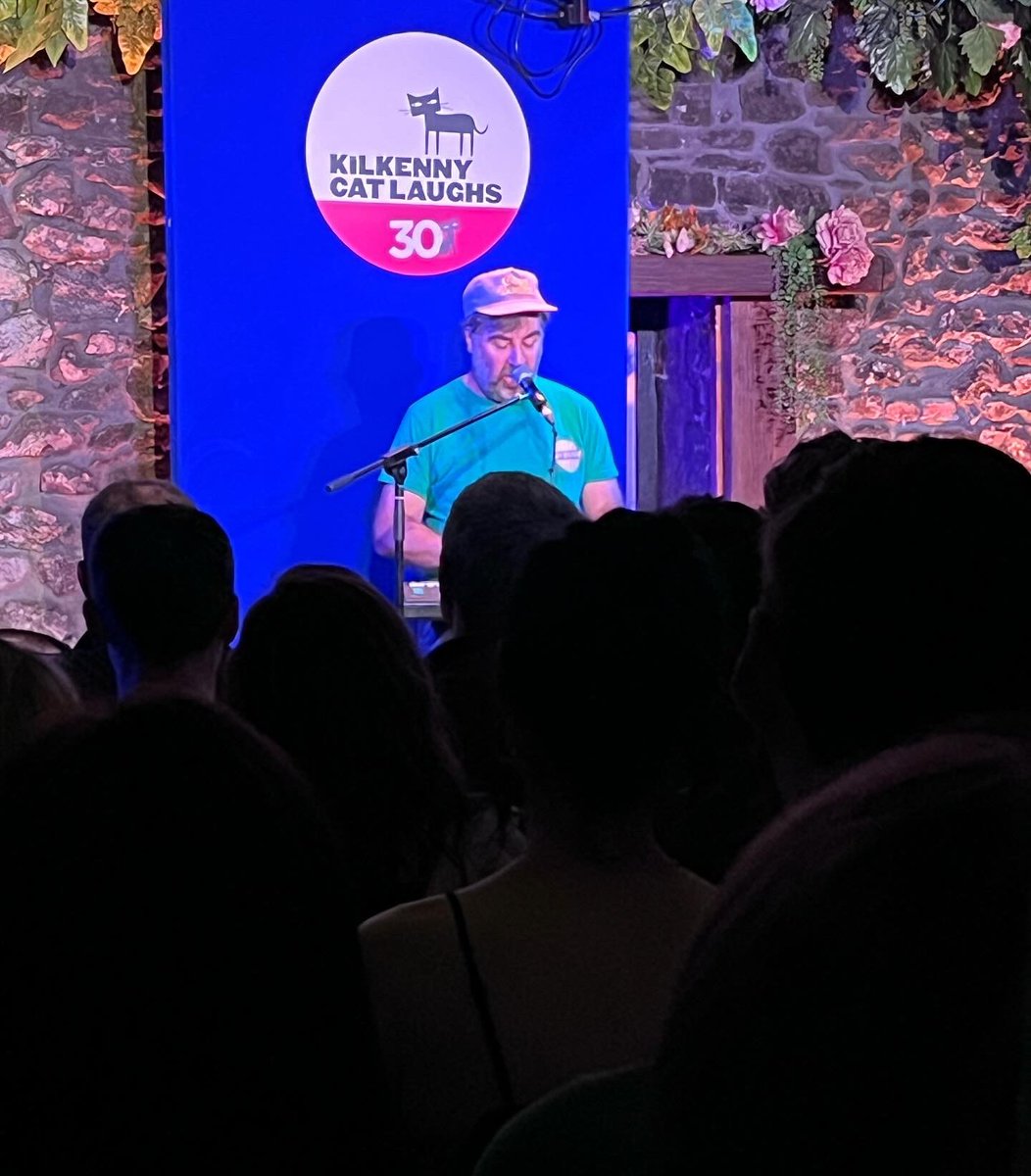 DeniseHRocks's tweet photo. Quick visit to @CatLaughsComedy this year for #30YearsOfCatLaughs 🥳 https://t.co/1ys2uJd2B4