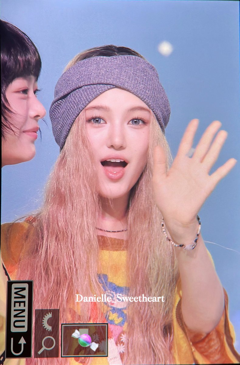 Danielle_Sweetheart tweet media