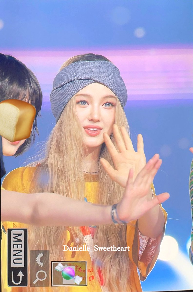 Danielle_Sweetheart tweet media