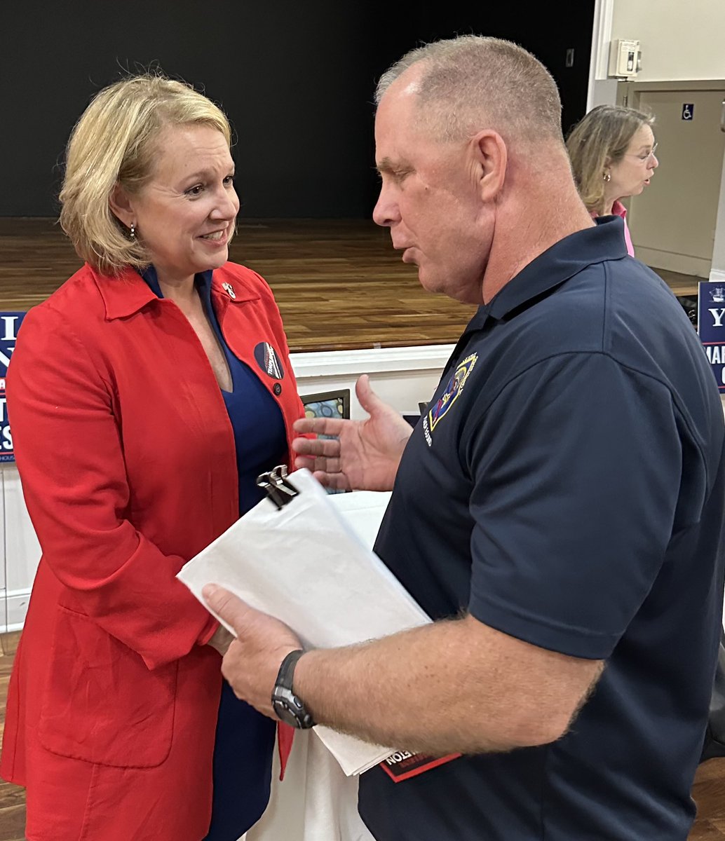 TempletonCath's tweet photo. Loved being with @SenTomDavisSC @westonnewton120 @HerbkersmanBill for hours yesterday serving the Lowcountry voters‼️

#NoTraceofMace - Number 6 this week

(And yes, we are only including events where constituents have invited her to show up and do her job.) https://t.co/a12yGn5gVc