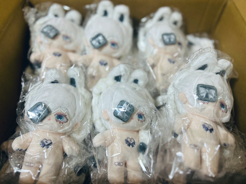 ミニクリームハートちゃんはすでに手元に到着しており、2次金のお知らせは近いうちにメールにてお届け予定です！引き続きよろしくお願いいたします🙏