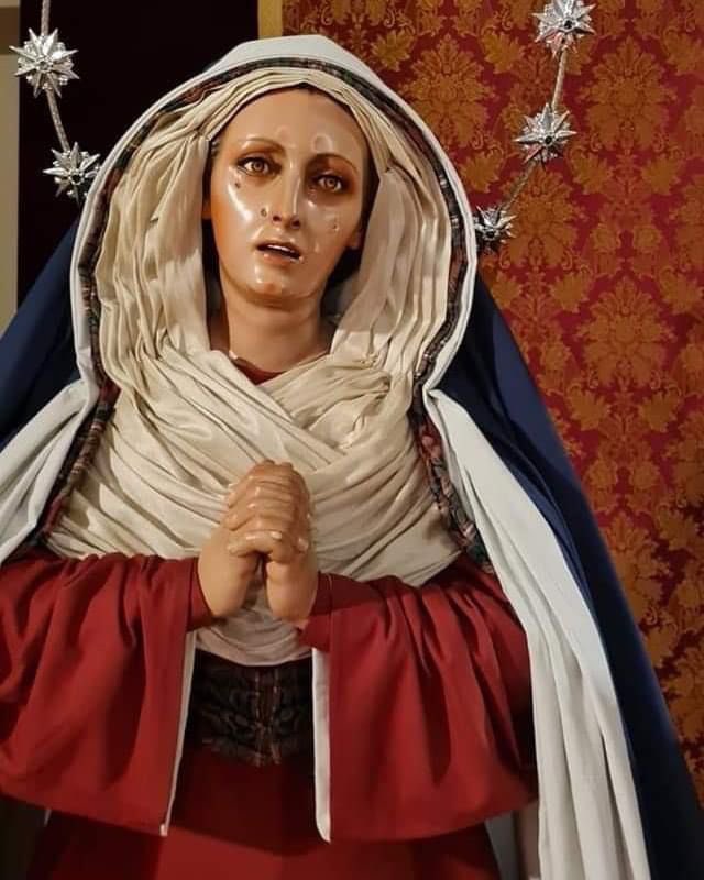 ArzobispoSaiz's tweet photo. En el Polígono Sur de #Sevilla ha nacido una Hermandad: BENDICIÓN Y ESPERANZA.  
Una alegría grande para la familia diocesana. Firmamos el Decreto en la fiesta de María Auxiliadora y se comunica en la Solemnidad del Corpus Christi. Muchas esperanzas depositamos en vuestra vida y misión. El trabajo en unidad de la PARROQUIA, la HERMANDAD y el BARRIO, está llamado a dar grandes frutos. ¡Enhorabuena!