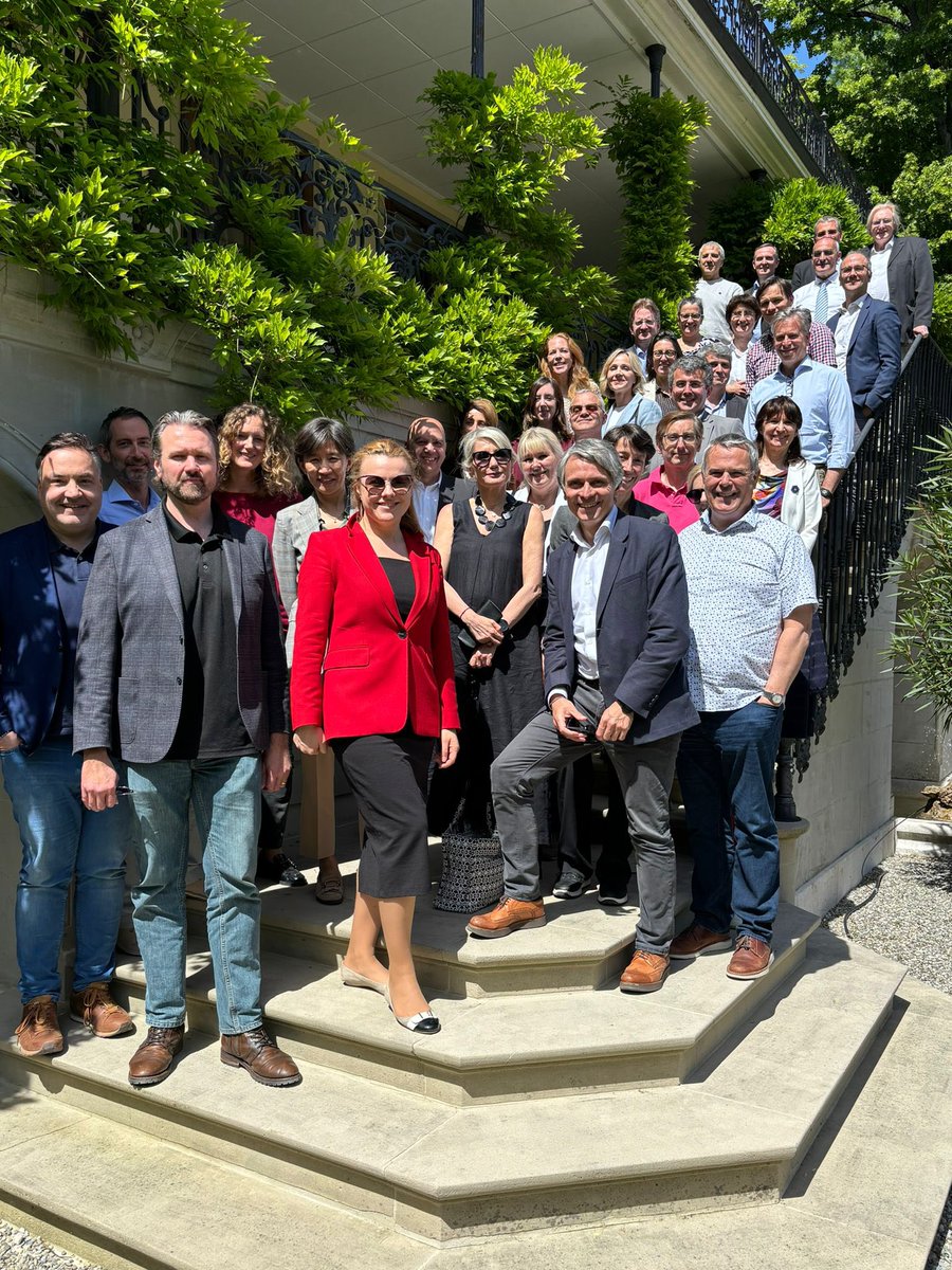 Tatiana_Molcean's tweet image. Earlier this week @UNECE management team got together for a #strategicforesight conversation, facilitated by @UN #FuturesLab. Looked at possible #scenarios for the region. We need to be #future-ready scaling up action for #SDGs w #agility and #innovation