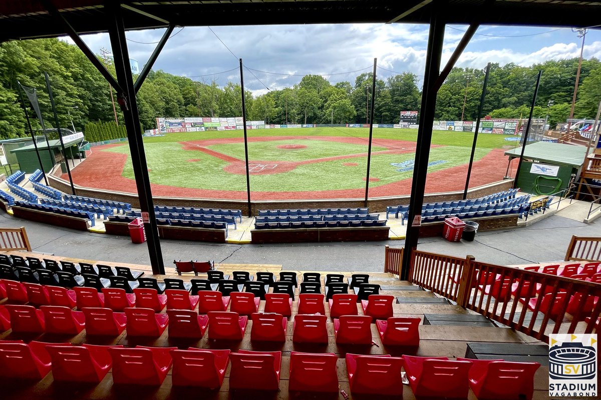 StadiumVagabond's tweet image. Shuttleworth Park, Amsterdam, NY - Home of Union College Dutchmen and Amsterdam Mohawks - Opened 1914 - Capacity 3,000

#unioncollege #yankees #mets #ballparks #dutchmen #amsterdamny #amsterdam #unionathletics