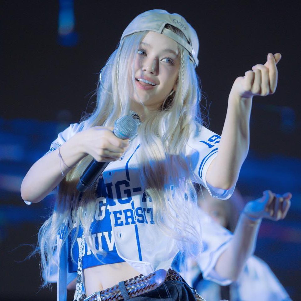 modani_st's tweet photo. 중앙대 다니엘 https://t.co/gs9bolBx9p