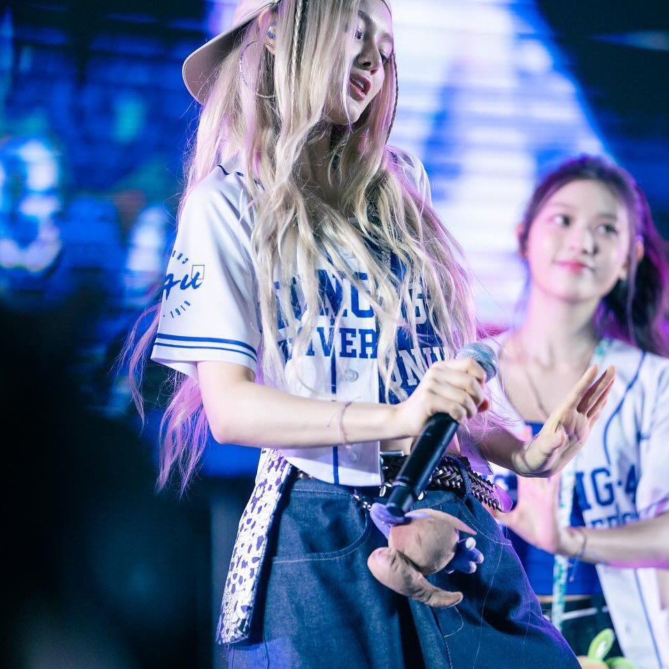 modani_st's tweet photo. 중앙대 다니엘 https://t.co/gs9bolBx9p