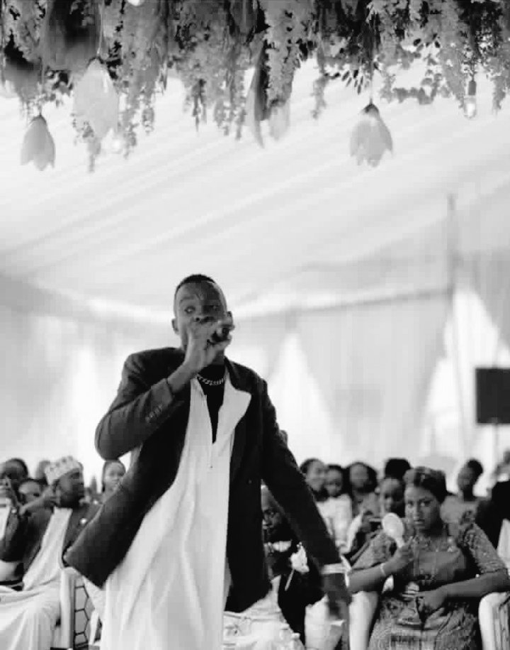 friendlyvibe1's tweet photo. Which song would you love on your wedding or introduction? 
Mr. Don M
FVI SWAT
Friendly vibe international https://t.co/nyxXNdQnIb
