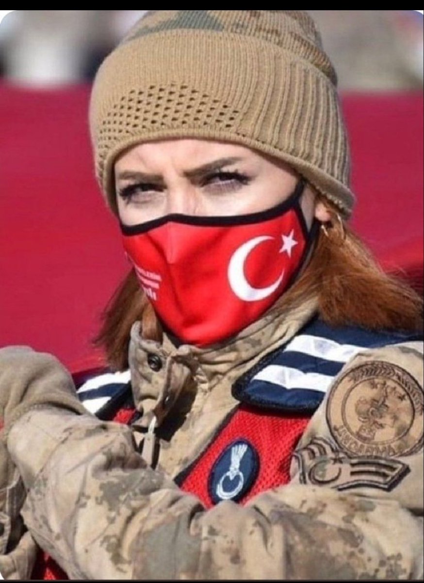 hellsailors10's tweet photo. Hani bizi masa başında ki memurlar ile kıyasladılar ya
İşte MASA BAŞINDAKİ ASSUBAYLAR BUNLARI YAPIYOR #AstsubaylarHakMücadelesinde #Astssubaylar #HalaMadrid https://t.co/TRfSHVyrin