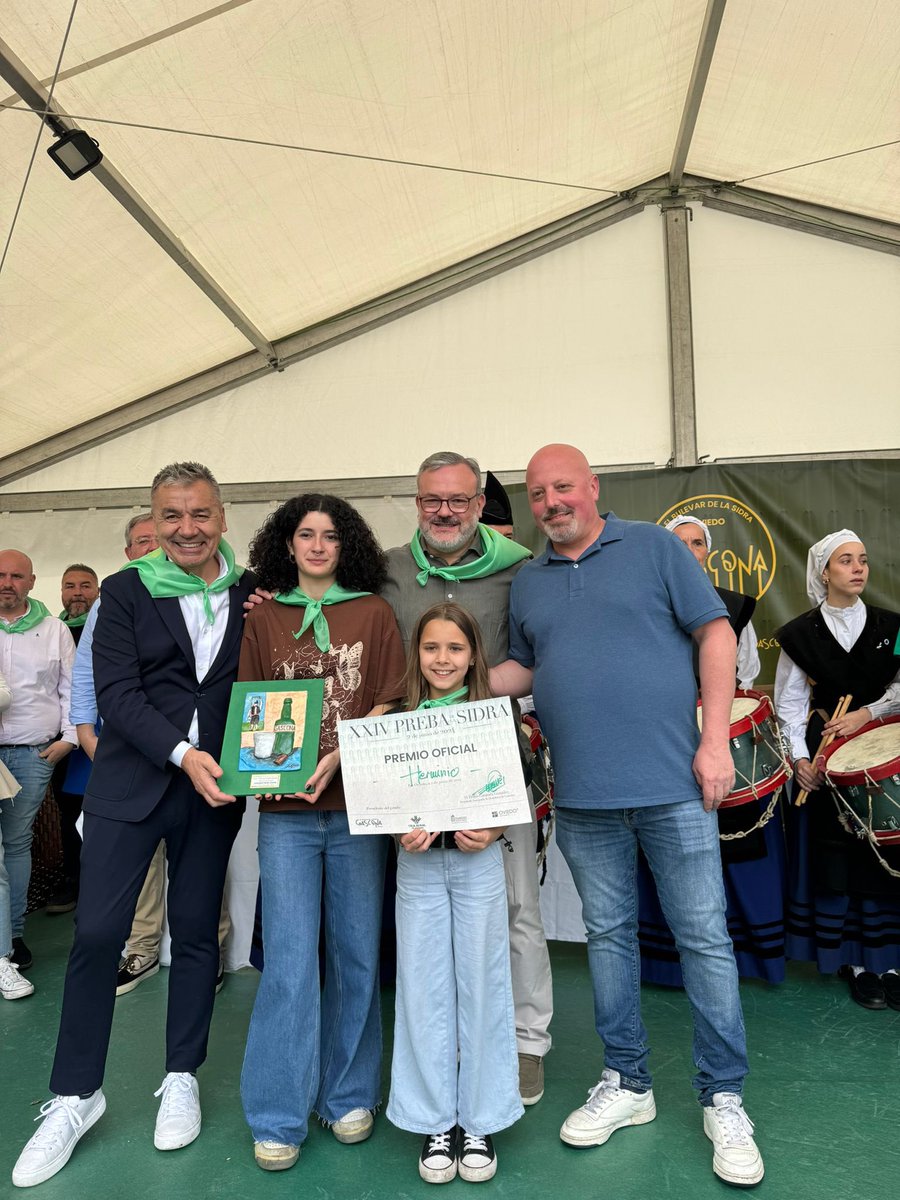 Oviedo Turismo tweet media