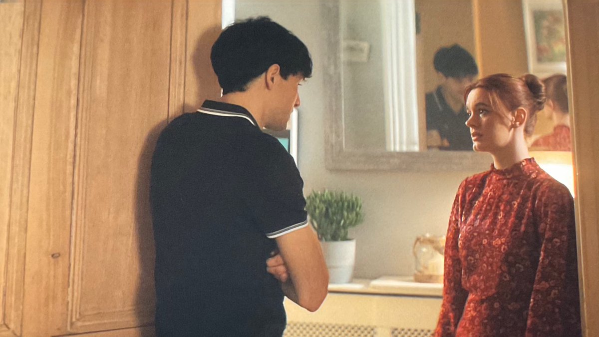 CMagnumfan's tweet image. #ColinMorgan as #JohnathanKennedy in #ThreeFamilies episode 1