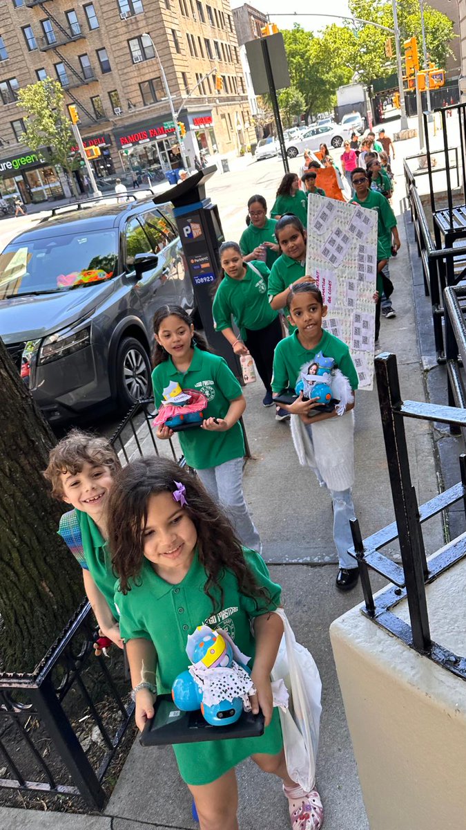 HirschOquel's tweet photo. 3rd Annual D6 STEM Expo @PS128M @District6NYCDOE @CSforAllNYC @wonder @FIRSTweets @firstlegoleague @learningdrive @DOEChancellor
#SEPjrNYC #CSforAIINYC #D6STEMExpo https://t.co/FVr4BtlYVA