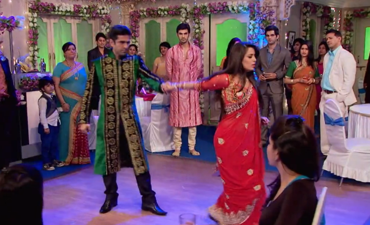 DramebaazCYa's tweet photo. #PunarVivah2 I kind loved #EijazKhan in this show alot and his pairing with #SrishtiRode was adorable!! https://t.co/XbQI2pWb41