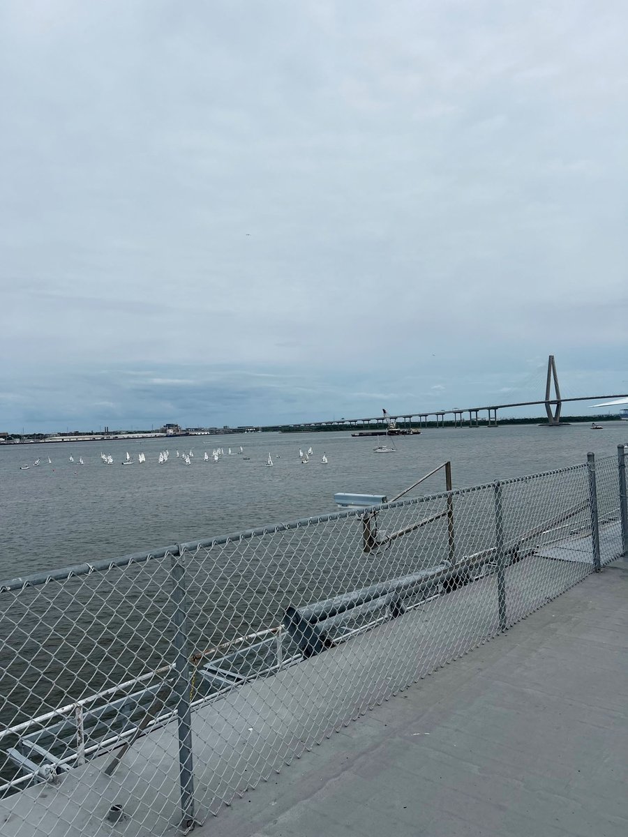 CCSrightnow's tweet image. It&apos;s Day #2 of the National Championship in Charleston, SC and our coaches have a new vantage point from aboard the USS Yorktown&apos;s flight deck! #SetYourCourse
Follow along:  scores.hssailing.org/s24/2024-issa-…
