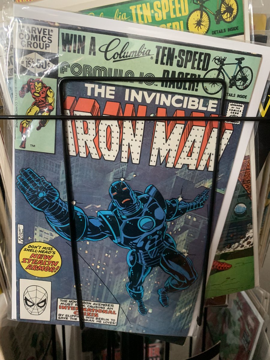 revsully's tweet image. Hot Toys made a 1/6 of this and I missed it. I regret that🤷🏻‍♂️🥺
#GeekProblems