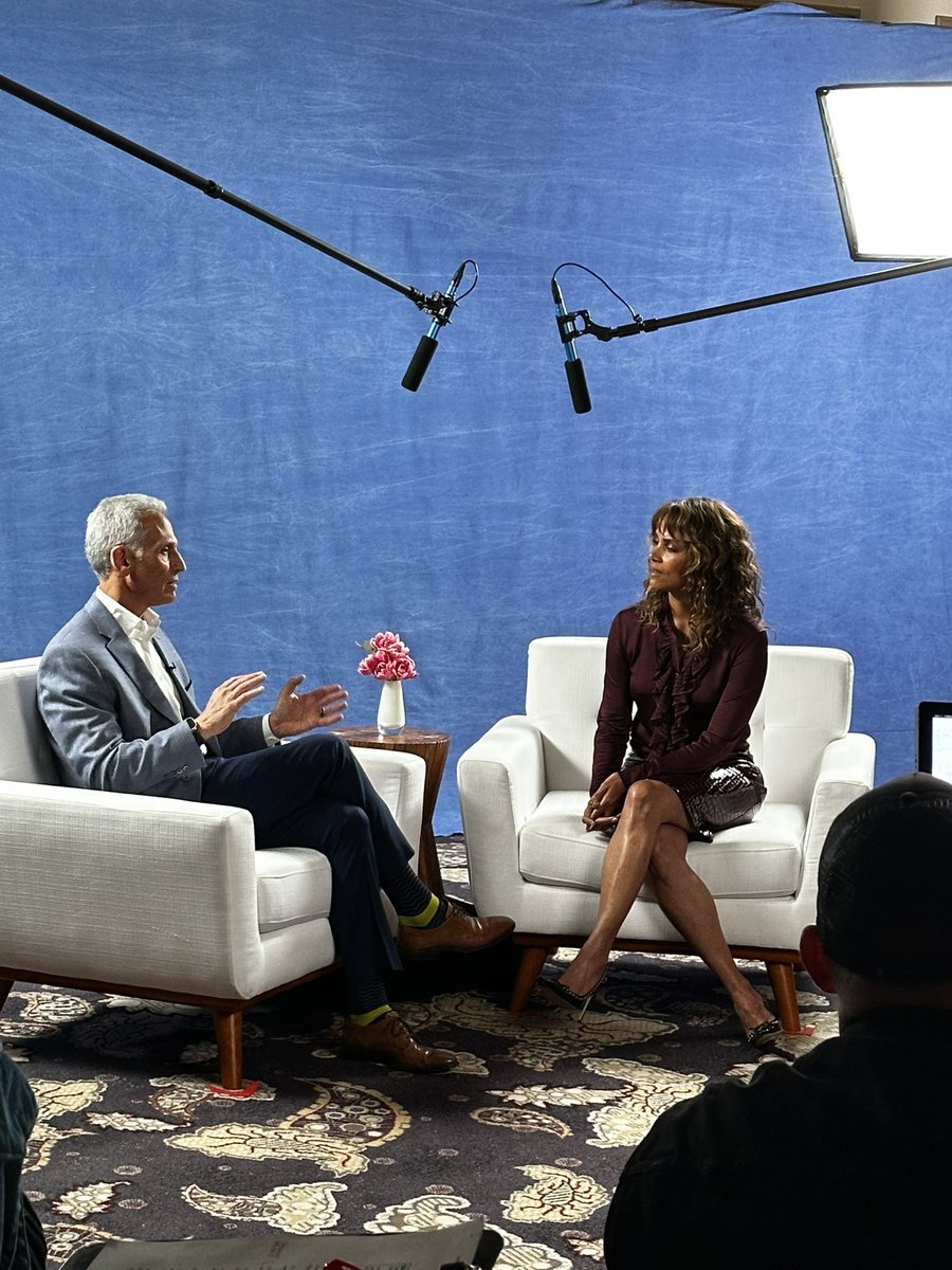 DrAdamPerlman's tweet image. So cool to film some video for Pendulum with Halle Berry…