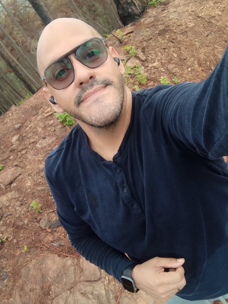 JoseJ341988080's tweet photo. Domingo de Cerro #elcafe 💪🏃🍃#naguanagua https://t.co/rNnr0BPnOg