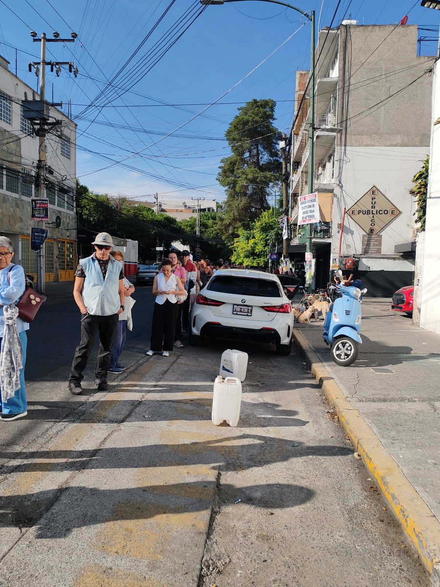 Azulito__Angel's tweet photo. @INEMexico Casilla 4340 No ha llegado Secretario 2 y Escrutador. 8:22 am https://t.co/kb9XCaTNAg