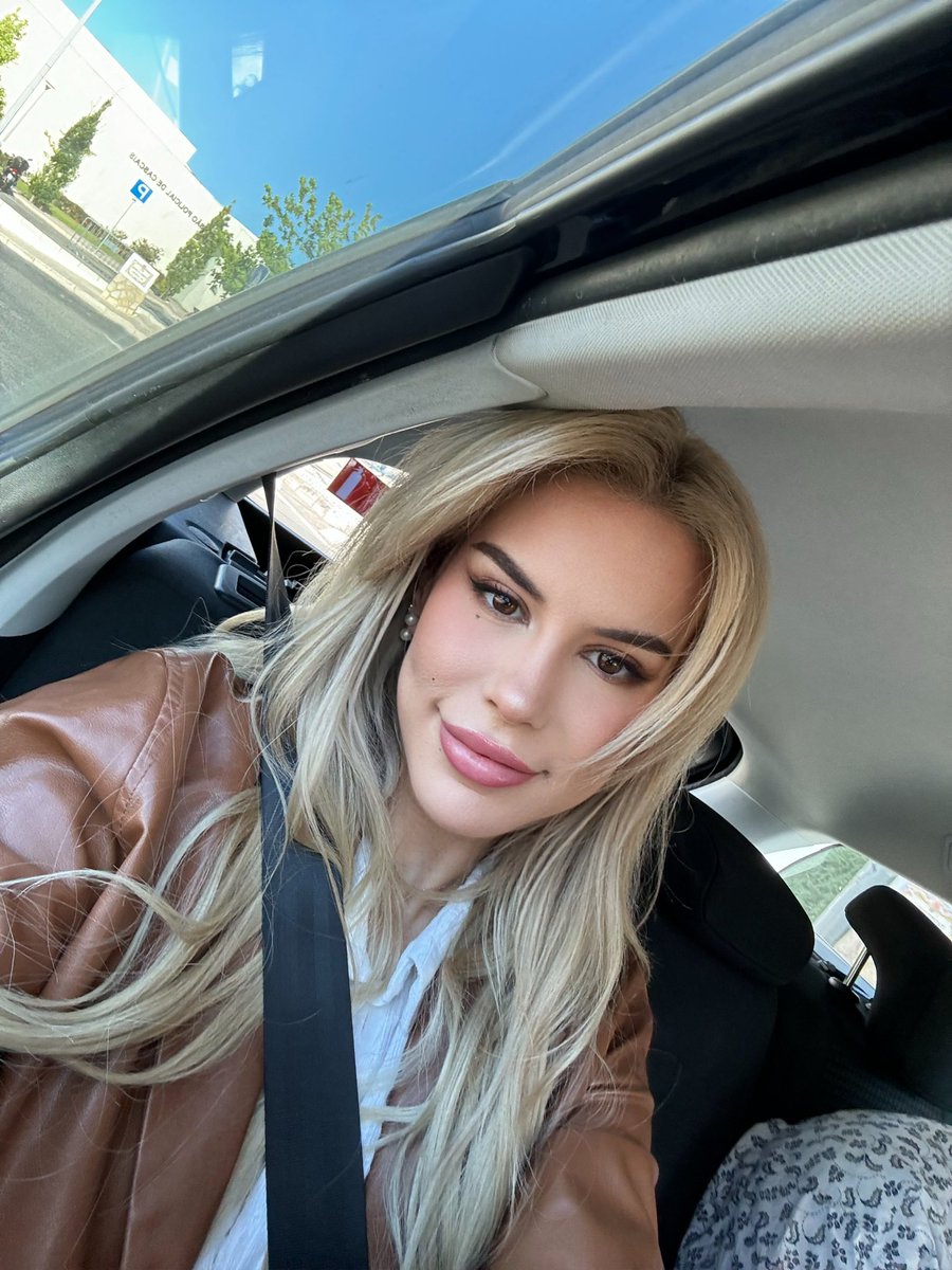 Gm to absolutely everyone 💖

Wishing you the best Sunday ✨