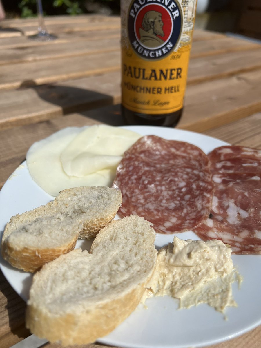 Bootlegger tweet media