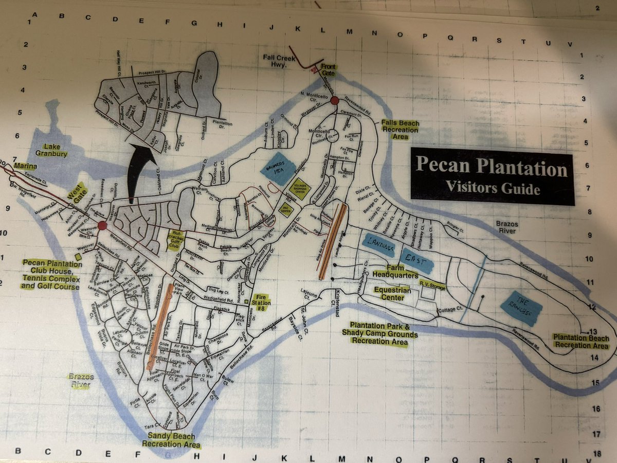 zachmilton7's tweet photo. @earthlingayesha @mhp_guy 3 river front parks, activity center, 2 dog parks, 2 pools, 4 restaurants, entire commercial village, camping, marina to lake, golfing, all within community and all with concrete roads and utilities to each homesite. Over 3,000 homes here currently and 15 minutes to Granbury https://t.co/CGCxDXmmol
