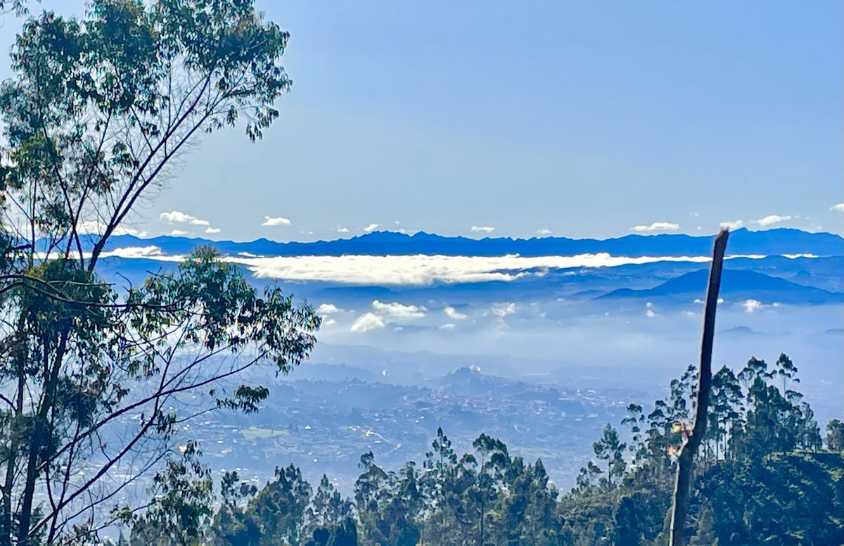 "La mitad de la belleza depende del paisaje y la otra mitad del hombre que la mira". 
Lin Yutang
#FelizDomingo #Cuenca