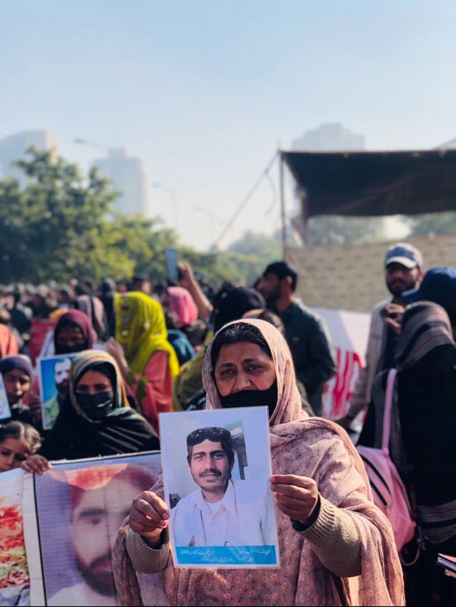 'Her prayers are whispered into the void, carried on the wings of hope, as a mother waits for the day her son will come home.'
#8thjune
#BalochMissingPersonsDay