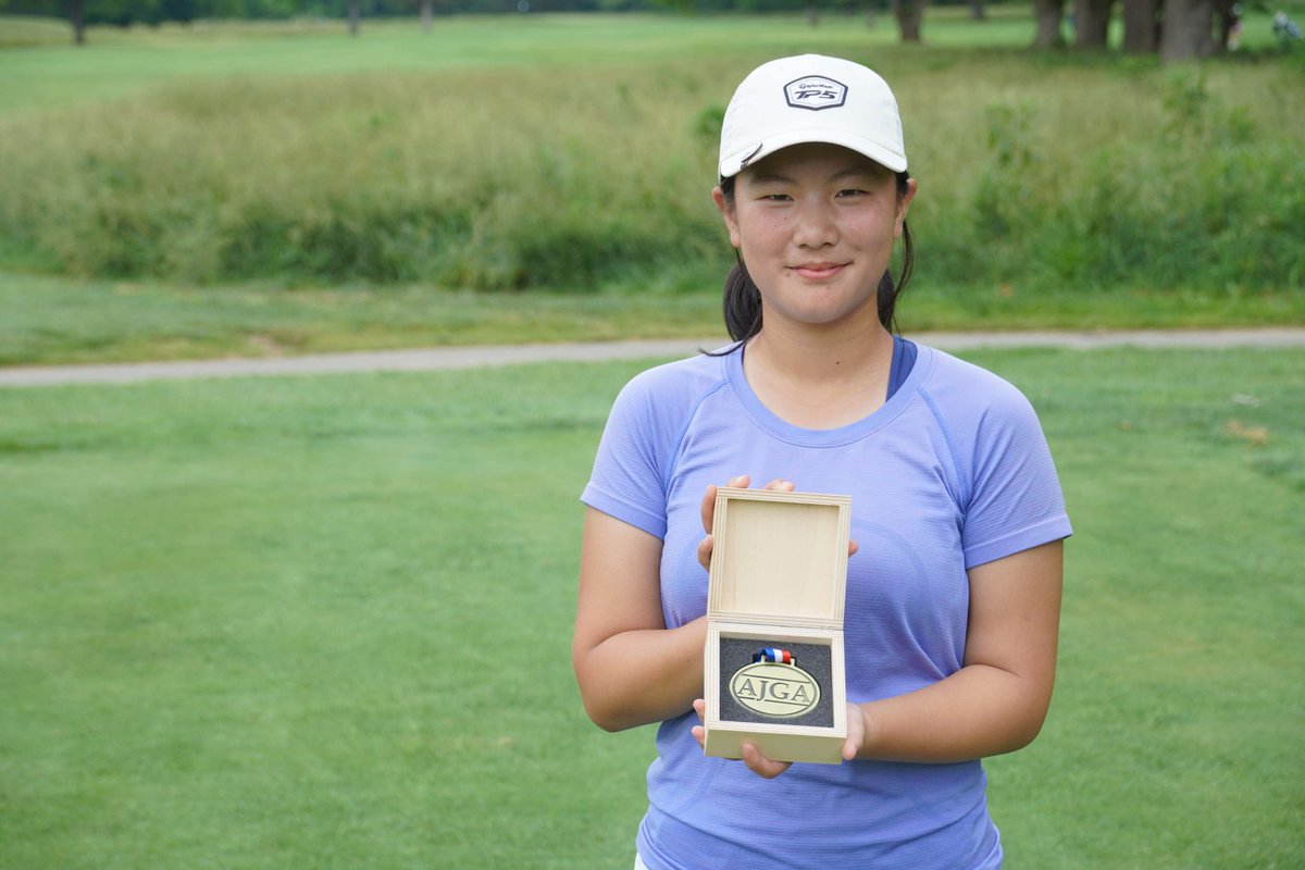 Taking a break from finals week! ✏️

Sophie Cao (-1) was the low medalist at #TheLantoJr Qualifier round.