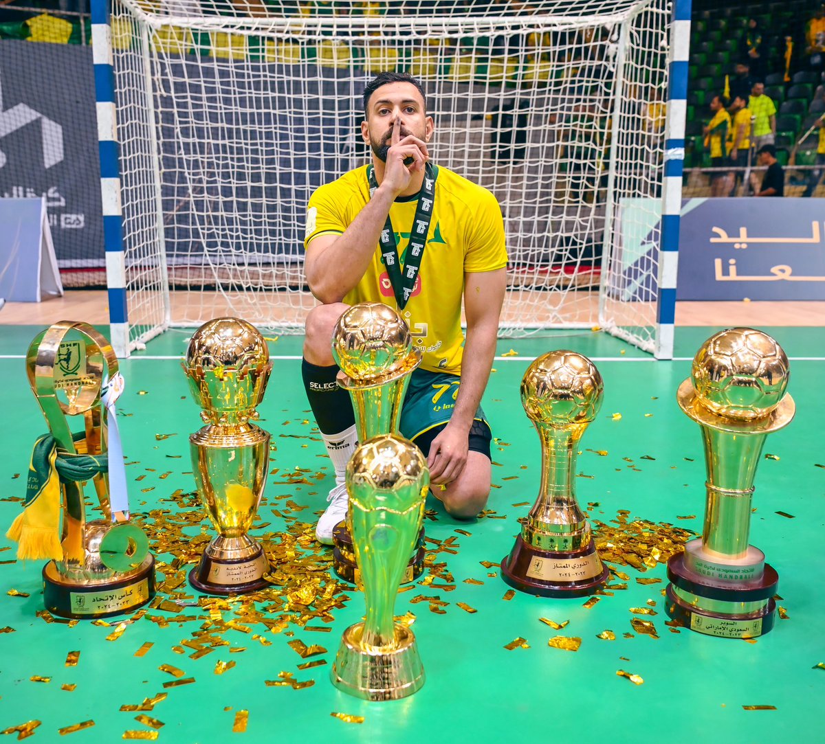 السعادة في أعينهم 😊😎

#السباعية_التاريخية_للخليج 🏆🦅