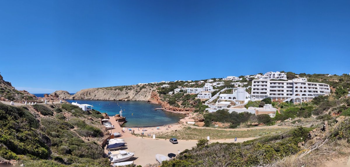 Mark_Chrystal's tweet photo. Cala Morell, Menorca - been to Menorca 5 times now and this is the first time I've heard of this place. Absolutely gorgeous though 😍 https://t.co/GZklOyd7tb