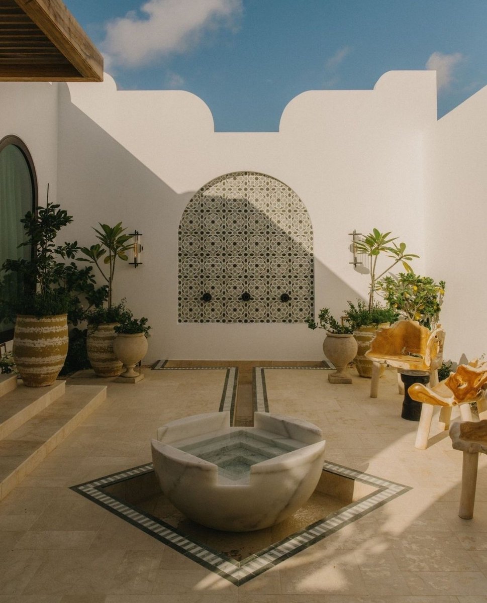 cppluxury's tweet photo. GUERLAIN Spa opens at Cap Juluca, a Belmond Hotel (Anguilla)
#Guerlain #GuerlainSpa #CapJuluca #Anguilla #Belmond #BelmondHotels #TheArtOfBelmond #luxuryhotels #luxuryspa #luxury #luxurybeauty #LVMH @LVMH @Guerlain @belmond https://t.co/10ina8L6Zs