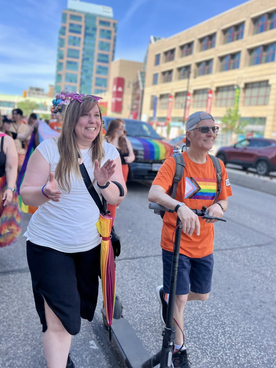 Leila Dance tweet media