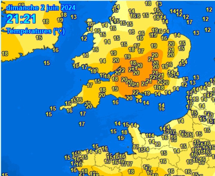 Current temperatures around England and Wales, quite a range of temperatures from 14°C to 22°C.