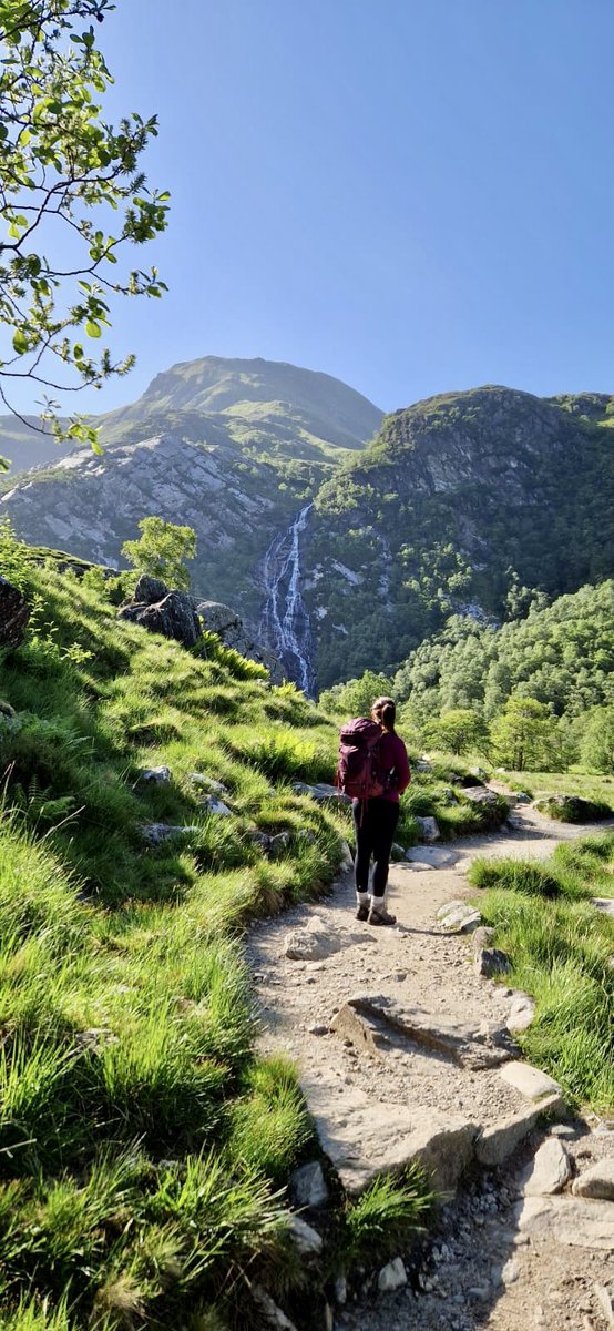 skhsusieq's tweet photo. Few shots my hiking buddy took of me on yesterdayโs hike! As you can probably tell if Iโm not behind the camera I like to be as far away as possible ๐คฃ
#hike #hiker #munrobagger #hikingadventures #hikelife https://t.co/yt1ToGOD4f
