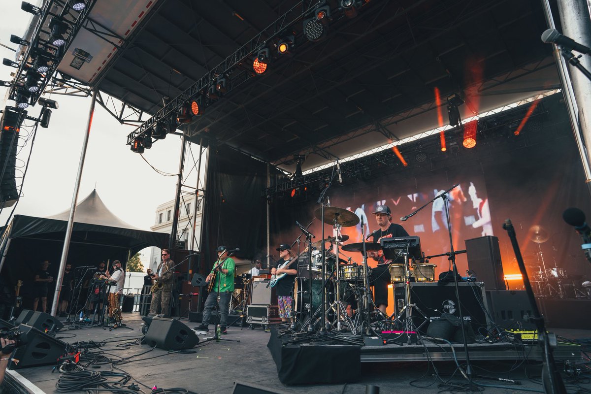 lettucefunk's tweet photo. THANK YOU DENVER 🙏 #OutsideFestival was a dream 💭

📸: Salena Salinas https://t.co/bBZ0CPWtqY