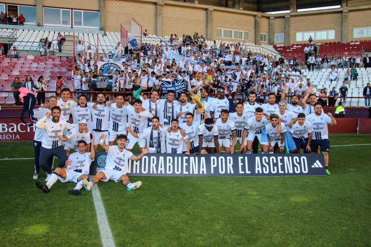 marbella_fc's tweet photo. 🙌 🄵🄾🅁🅉🄰 🄼🄰🅁🄱🄴🄻🄻🄰 https://t.co/YK4gaMtGoa