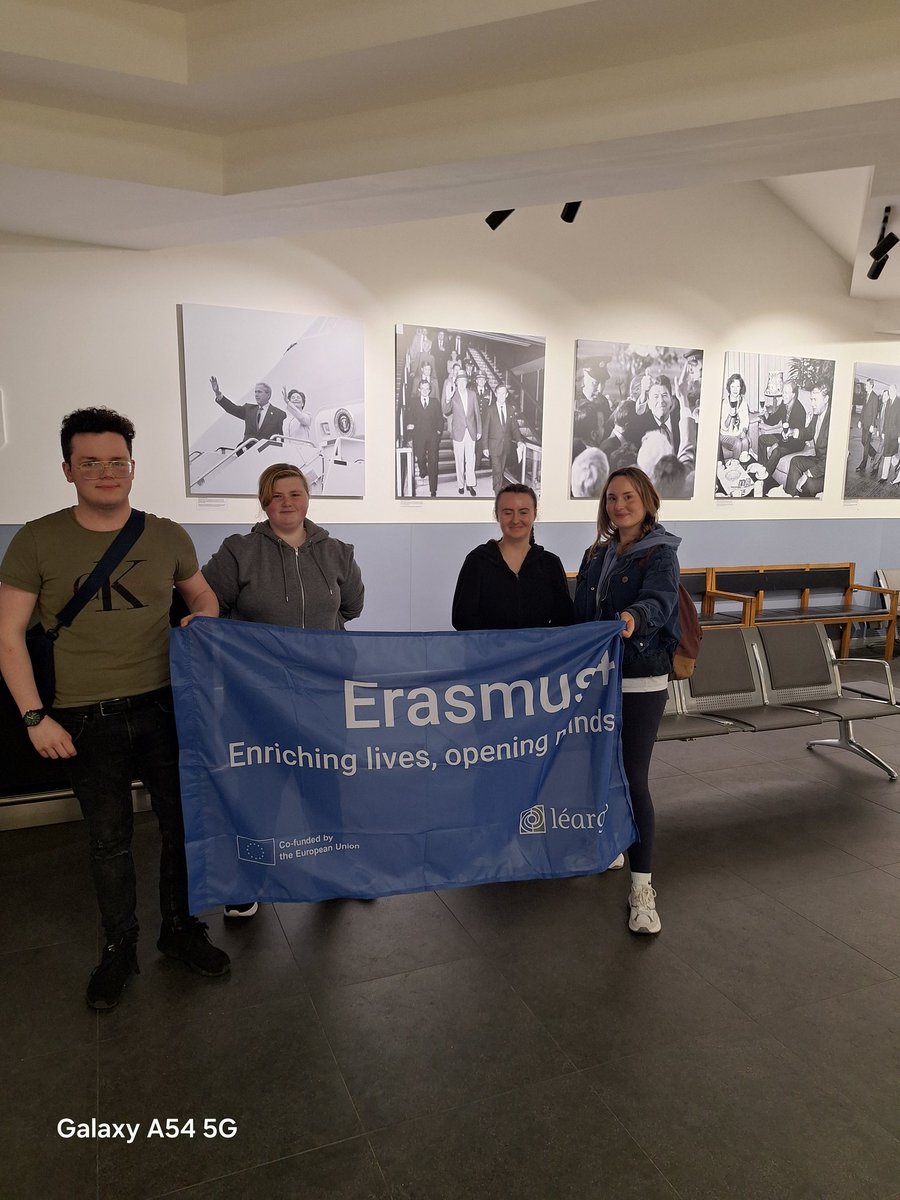 johnktk's tweet photo. Best of luck to our students who have jetted off to Malta for 3 months on long term Erasmus. They will work in their field of vocational study and gain valuable experience. Thanks to @Leargas and @CorkETB  for their continued support. #Erasmus https://t.co/kDNf6RenxB