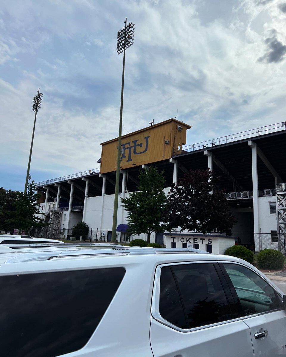 TristanChart_70's tweet photo. Had a great day at the Tennessee Tech Football Camp yesterday! Learned some great technique I’ll take to the field. https://t.co/wZjUDyzf2U