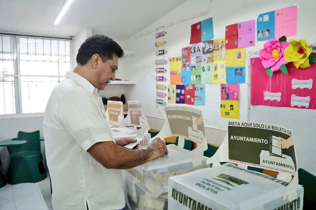 Juan José Canul tweet media