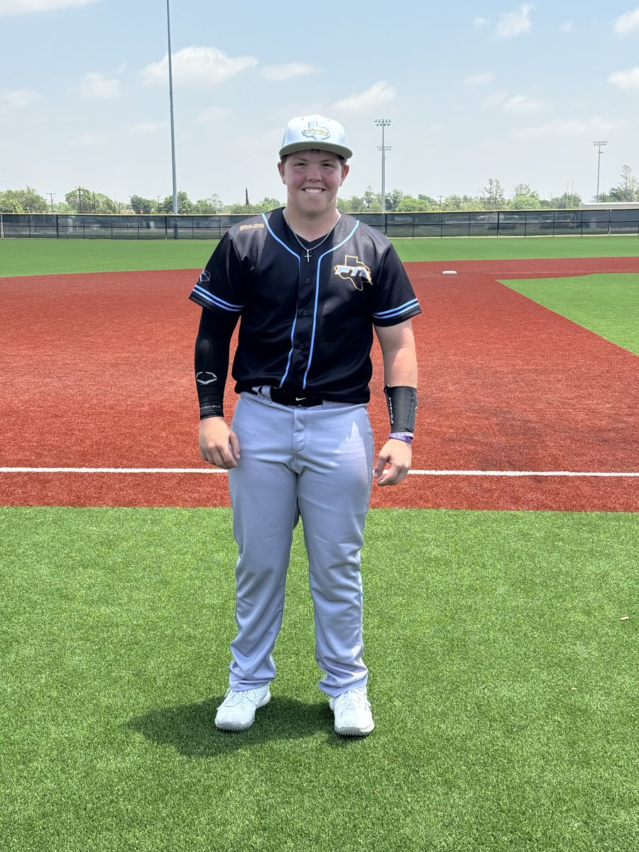 FiveToolTexas's tweet photo. F: @PTG_Baseball White 10, PTG Gold 5
PoG: @JaxArmstrong22 3 IP, 0R / 1-2, 3 RBI https://t.co/D1c50FjuAW