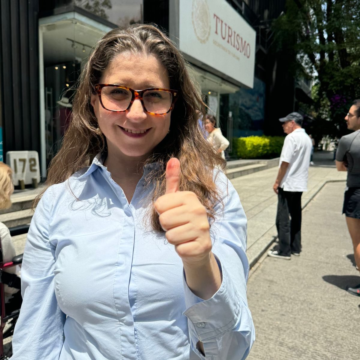 maguifisher's tweet photo. Tempranito fui a ejercer mi derecho. Elegí un México sin miedo, con paz, amor y libertad. 🙌🏻💙
¿Ya fueron a votar?
Viene el cambio en todo el país. 🇲🇽
#EleccionesMéxico2024 #ElPoderDeCreer https://t.co/5MSmWNYWE6