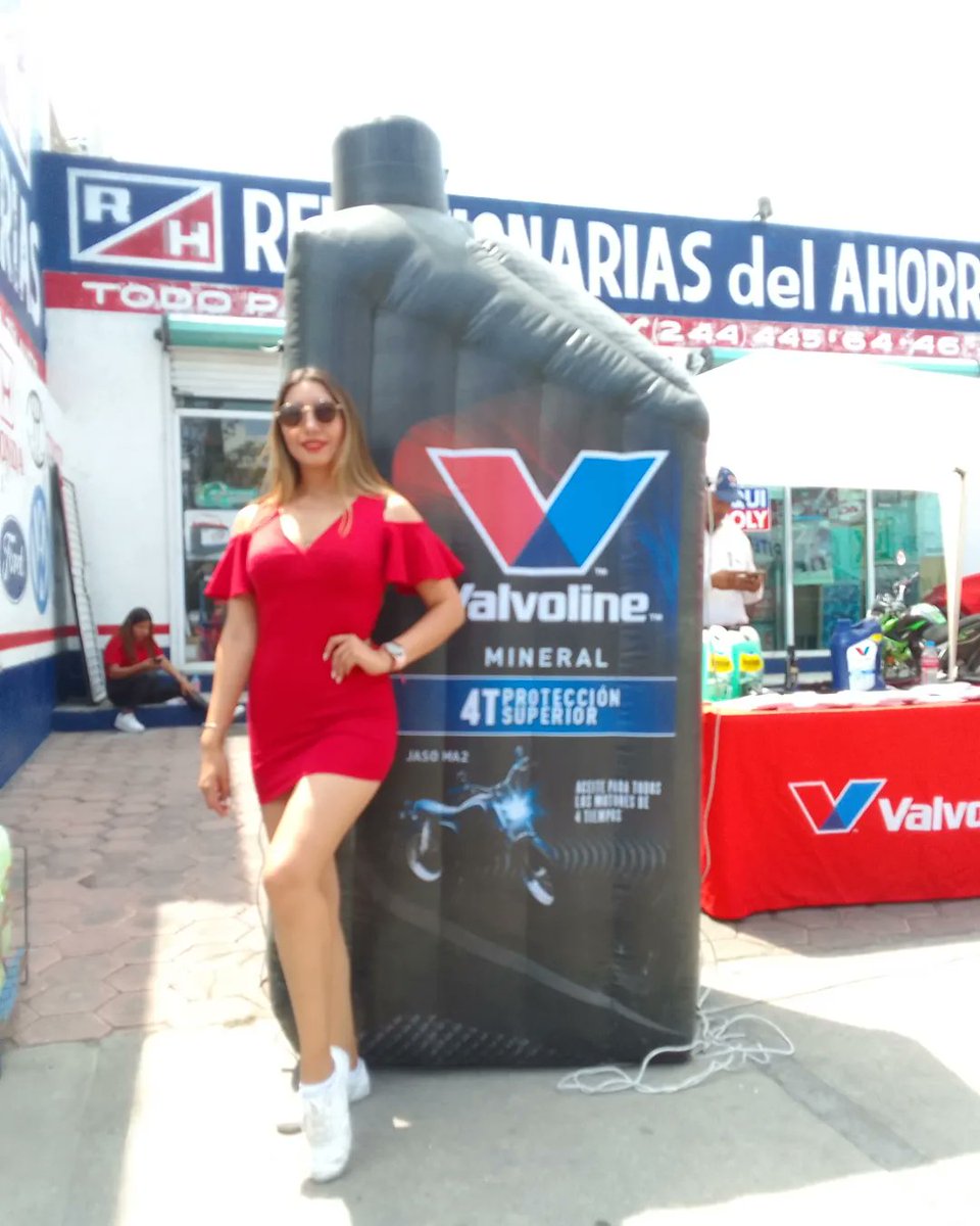 edecanesgalatea's tweet photo. Visita https://t.co/1u8eTEldcH 
El pasado martes de nuevo con  Valvoline Megamak  Lubricantes y nuestra hermosa Sthep 😍 #activaciondemarca en #Atlixco  #ActivacionesBTL #Activaciones  #Valvoline #refaccionarias #mecanicos
  #edecanesmexico #EdecanesPuebla   CONTRATA AHORA https://t.co/xPL9JSBbXN