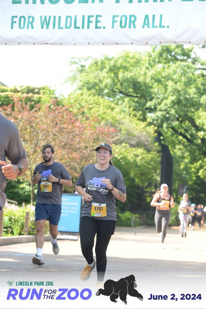 av_springading's tweet image. Three 10k photos looking cute and one looking horrific ~ running has been so fun and rewarding!! When I run brain go brrrr!!