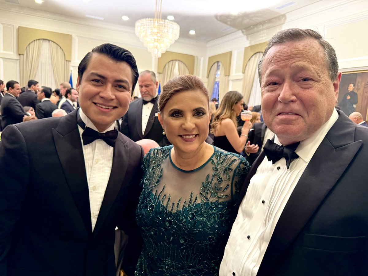 William Soriano 🇸🇻 tweet media