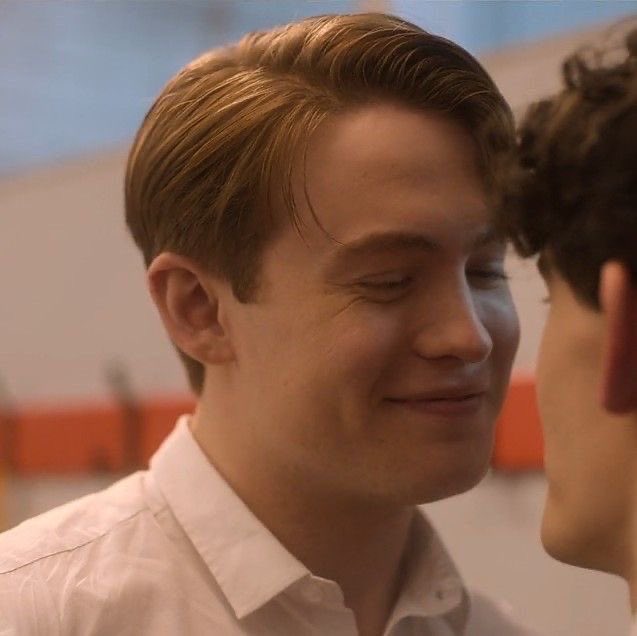 linn 🍂 tweet media