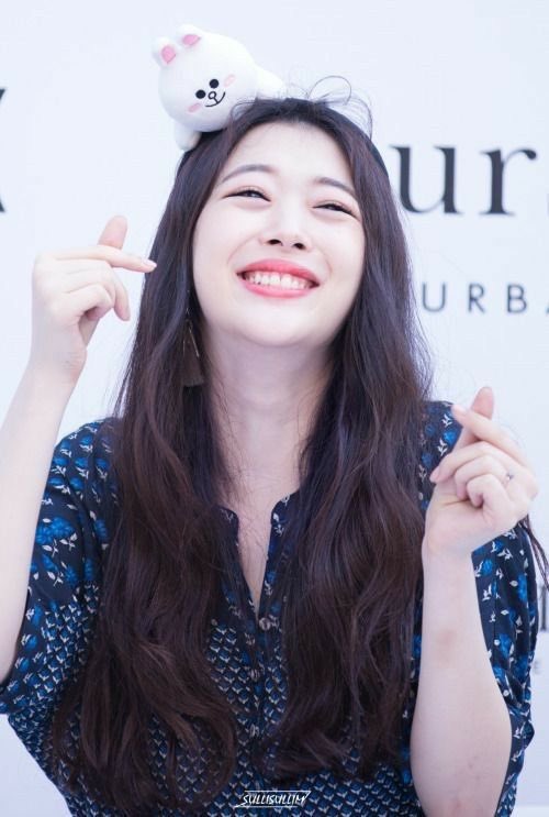 sulli smile bot🇵🇸 (@sullismilebot) on Twitter photo 
