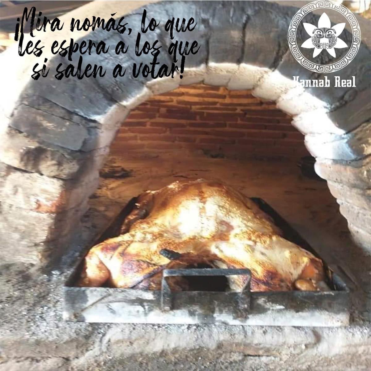 KannabReal's tweet photo. ¡¡Mira nomás lo que les espera a los que si salen a votar!! y si es de mi tio Chon Palacios (Fernando Zúñiga) de el Bejuco ¡¡Es mucho mejor!! #bolilloconrelleno #bolilloconrelleno #bolilloconrellenodecuche #Voto2024 #voto2024 #yosíledoyymeencanta #yosiledoyymeencanta https://t.co/iKh18NUqPJ